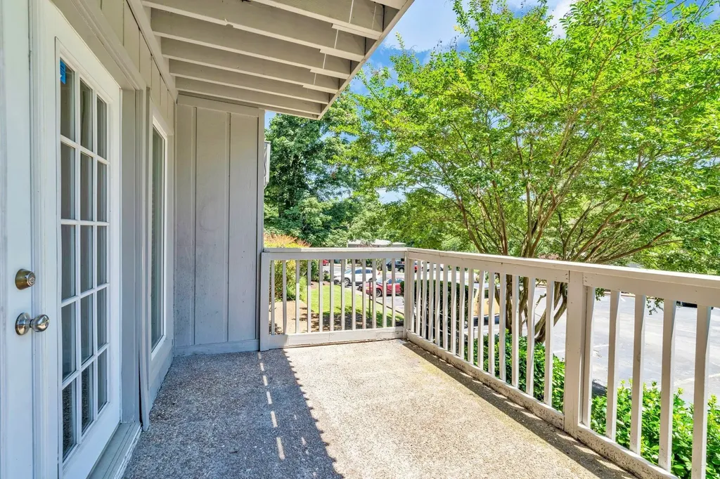 21 Vaughns Gap Road Nashville TN 37205