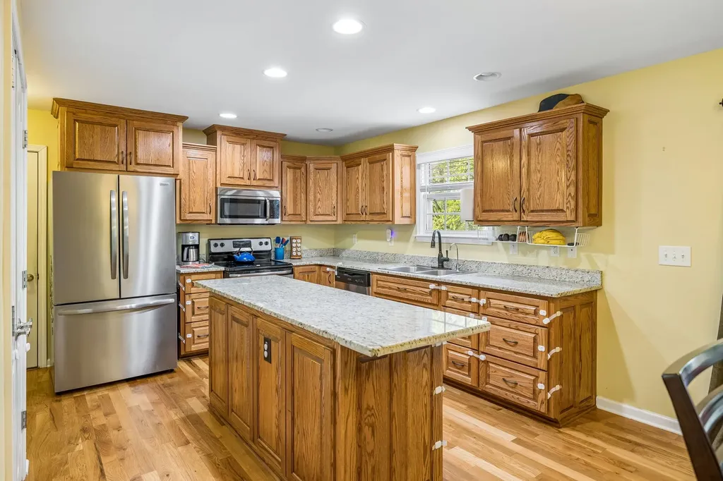 1548 Heller Ridge Spring Hill TN 37174