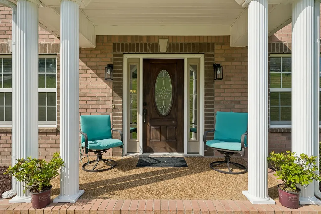 1548 Heller Ridge Spring Hill TN 37174