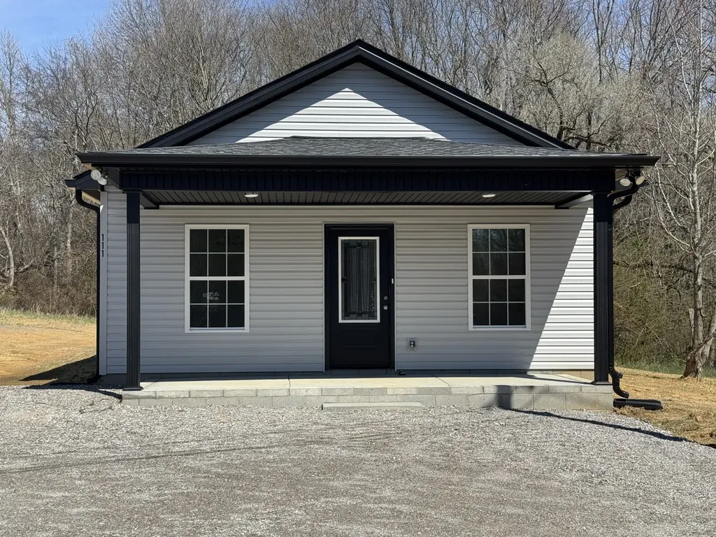 111 White Lane Portland TN 37148