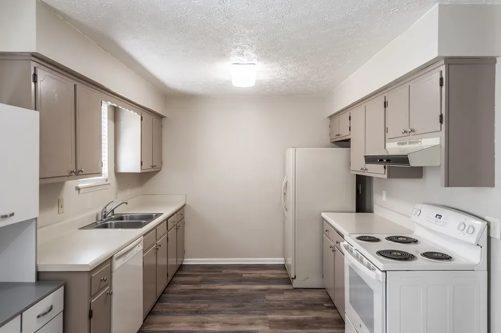 154 Lakeside Park Drive Hendersonville TN 37075