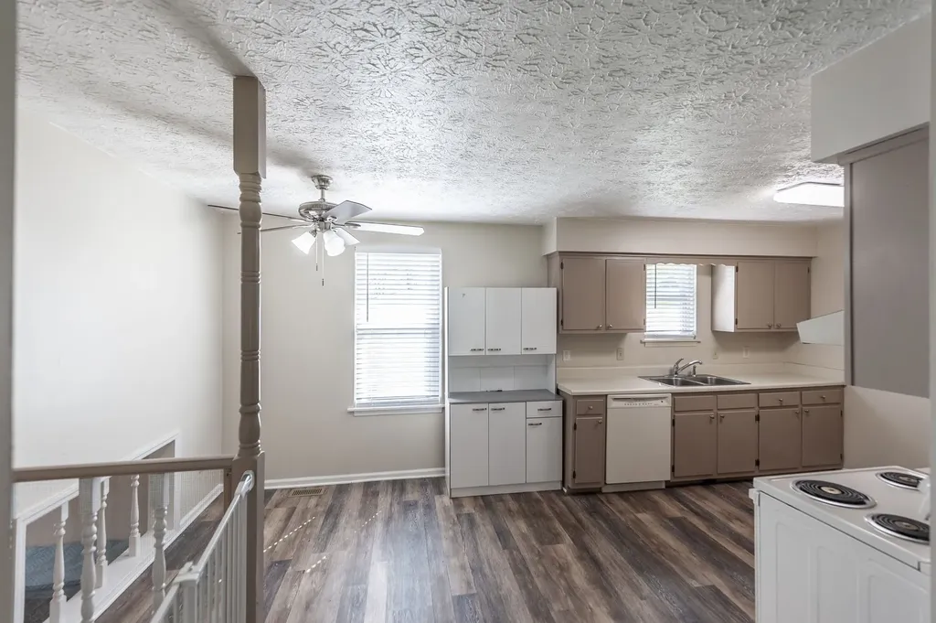 154 Lakeside Park Drive Hendersonville TN 37075