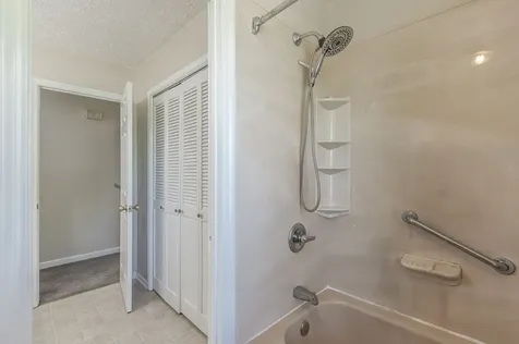 154 Lakeside Park Drive Hendersonville TN 37075