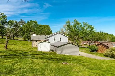154 Lakeside Park Drive Hendersonville TN 37075