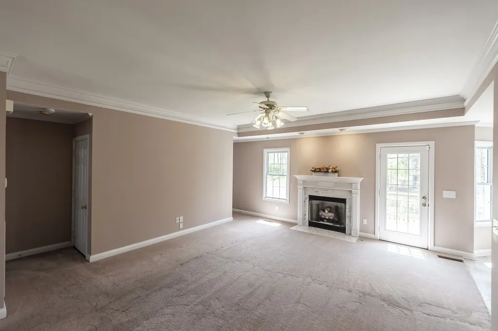 251 Allen Drive Greenbrier TN 37073