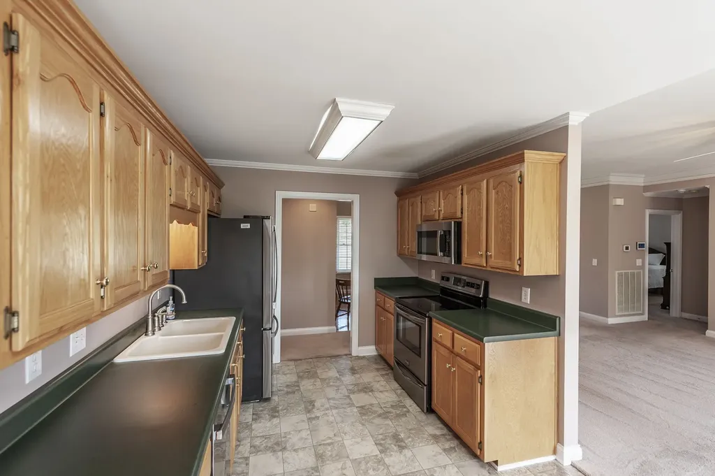251 Allen Drive Greenbrier TN 37073