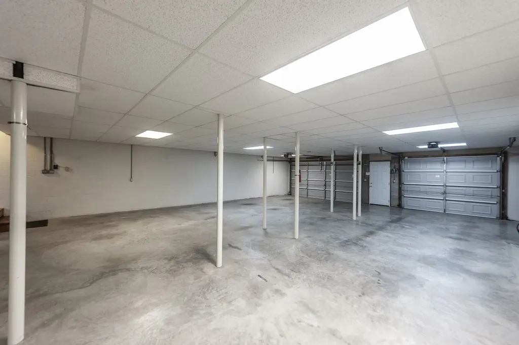 251 Allen Drive Greenbrier TN 37073