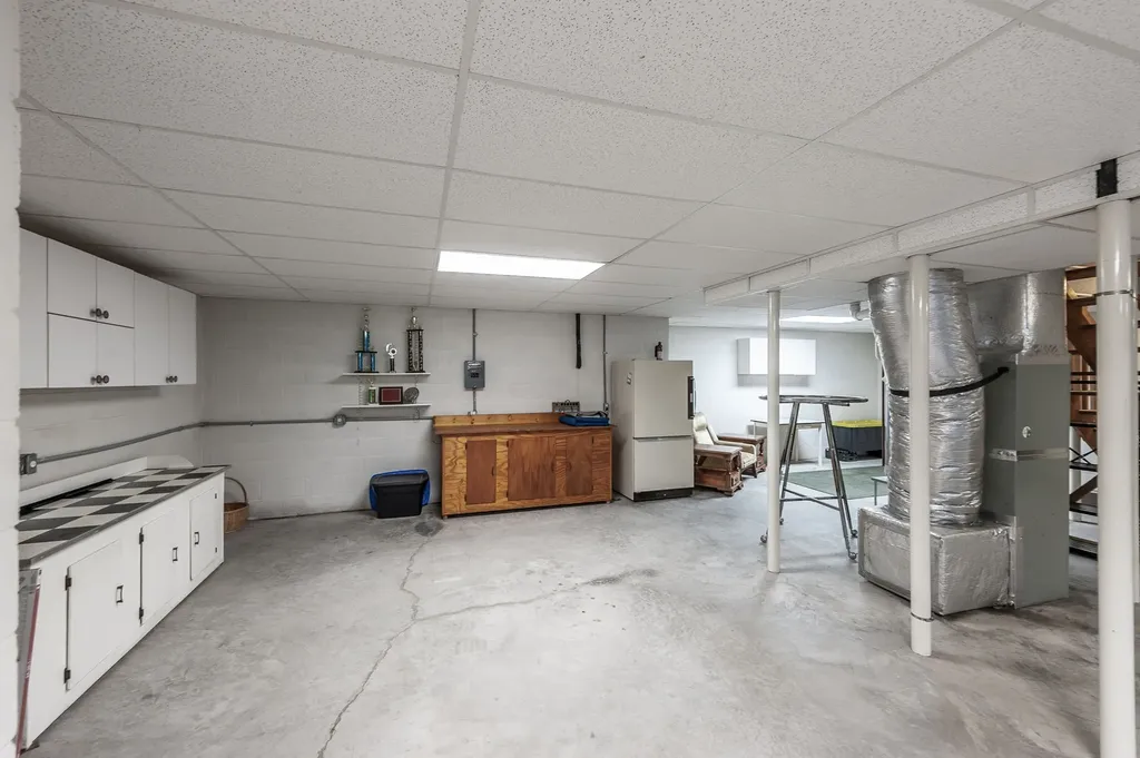 251 Allen Drive Greenbrier TN 37073