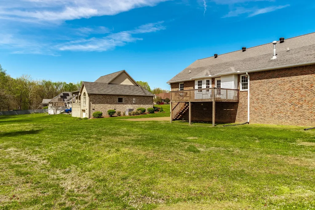 251 Allen Drive Greenbrier TN 37073