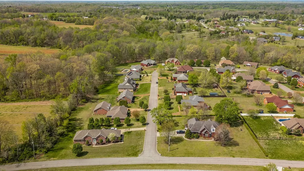 251 Allen Drive Greenbrier TN 37073