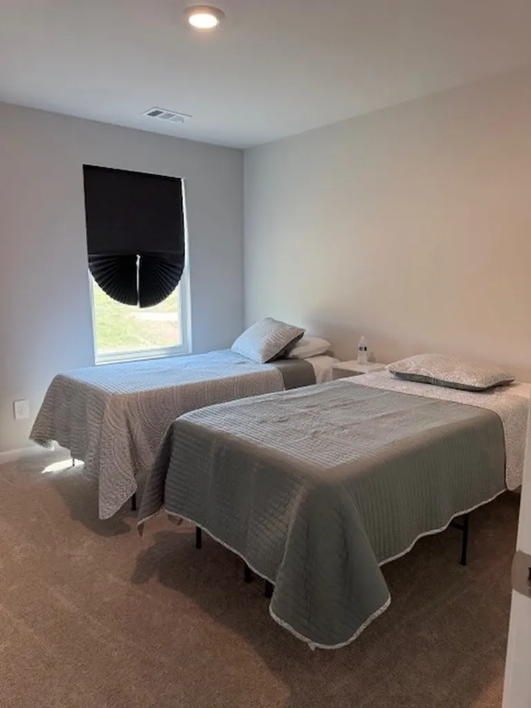 7301 Golden Way White House TN 37188