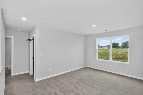 7301 Golden Way White House TN 37188