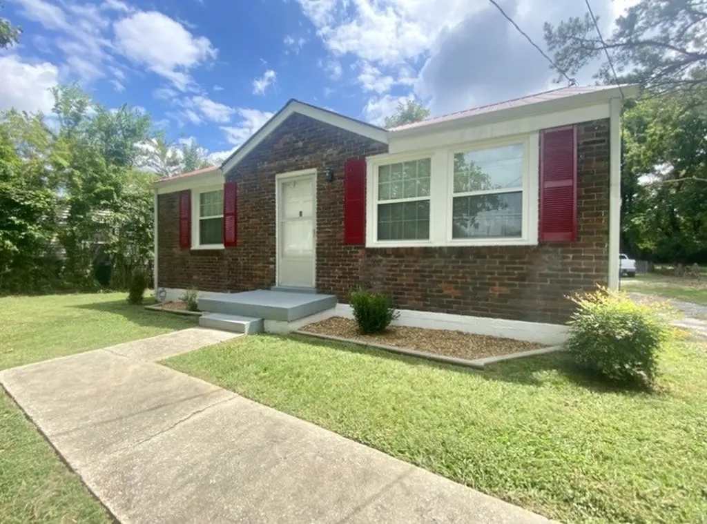 2841 Colonial Circle Nashville TN 37214