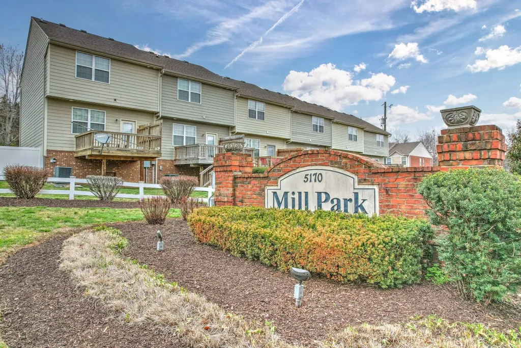 5170 Hickory Hollow Parkway Antioch TN 37013