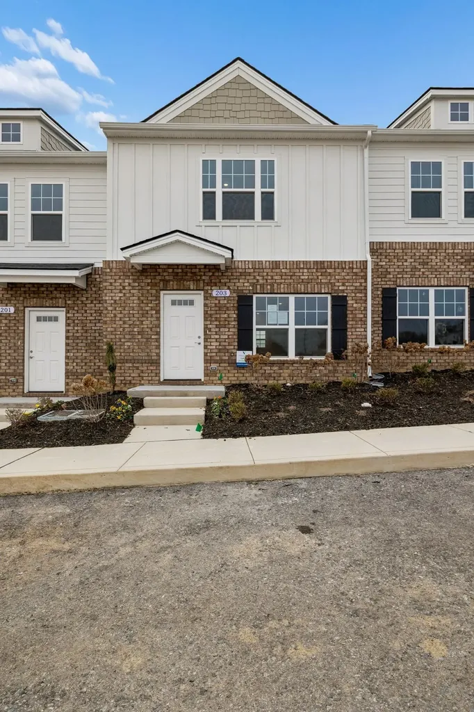 201 Dry Creek Commons Goodlettsville TN 37072