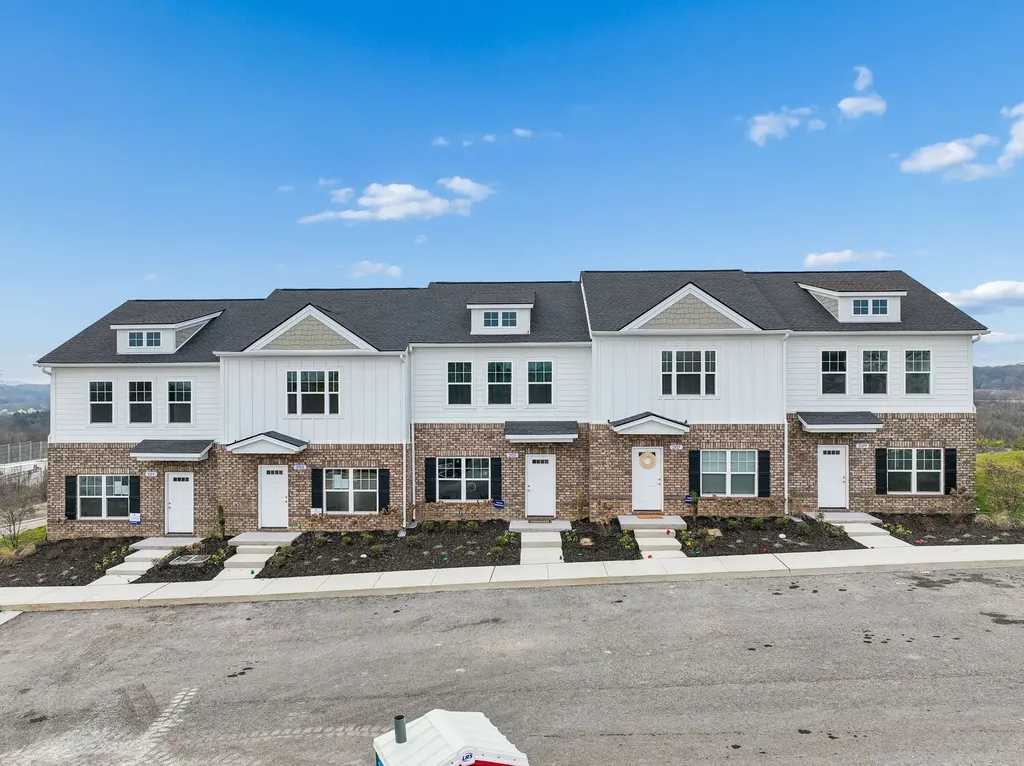 203 Dry Creek Commons Goodlettsville TN 37072