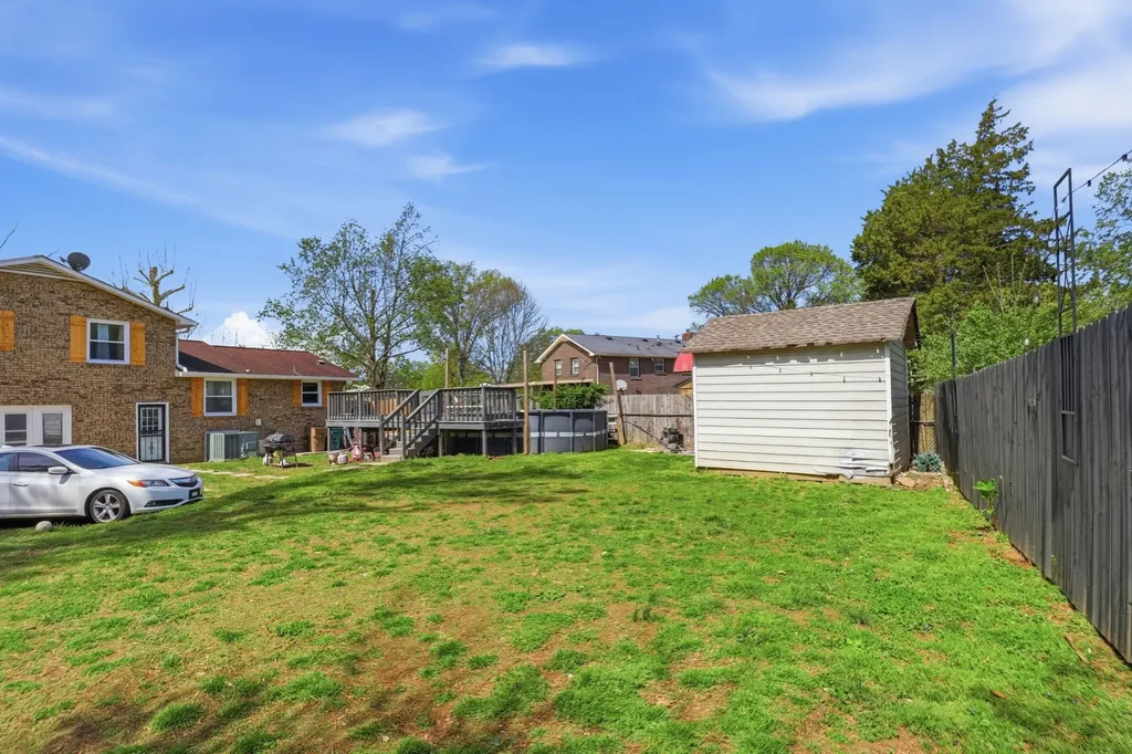5140 Whitaker Drive Nashville TN 37211