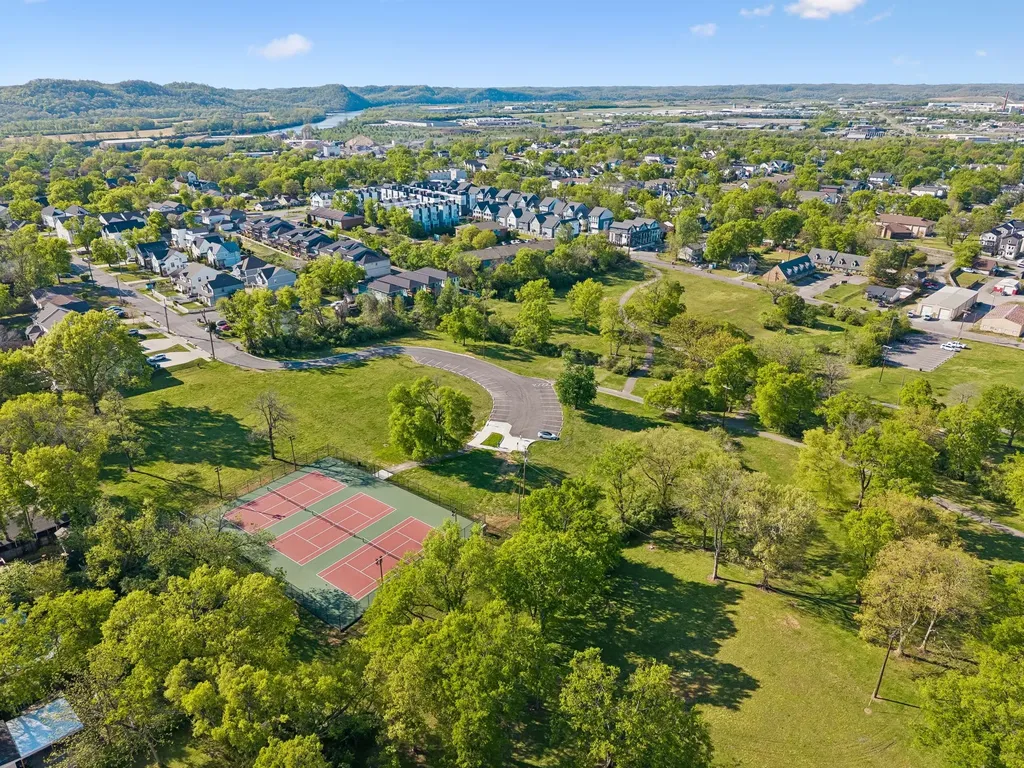 6337A Alamo Place Nashville TN 37209