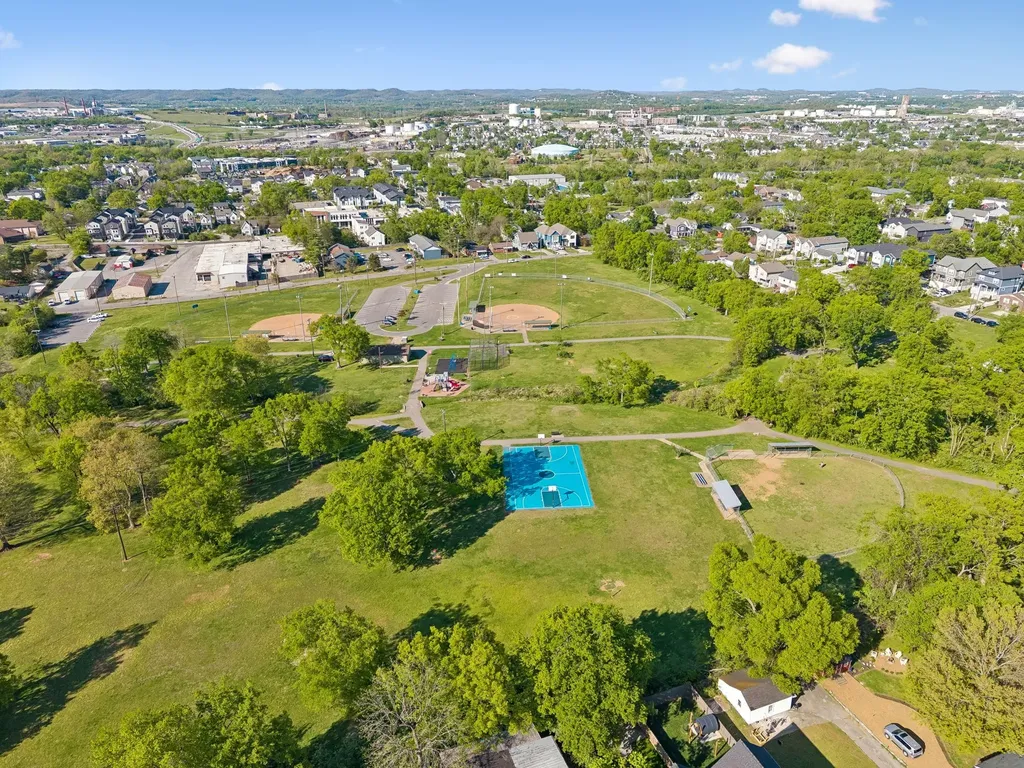 6337A Alamo Place Nashville TN 37209