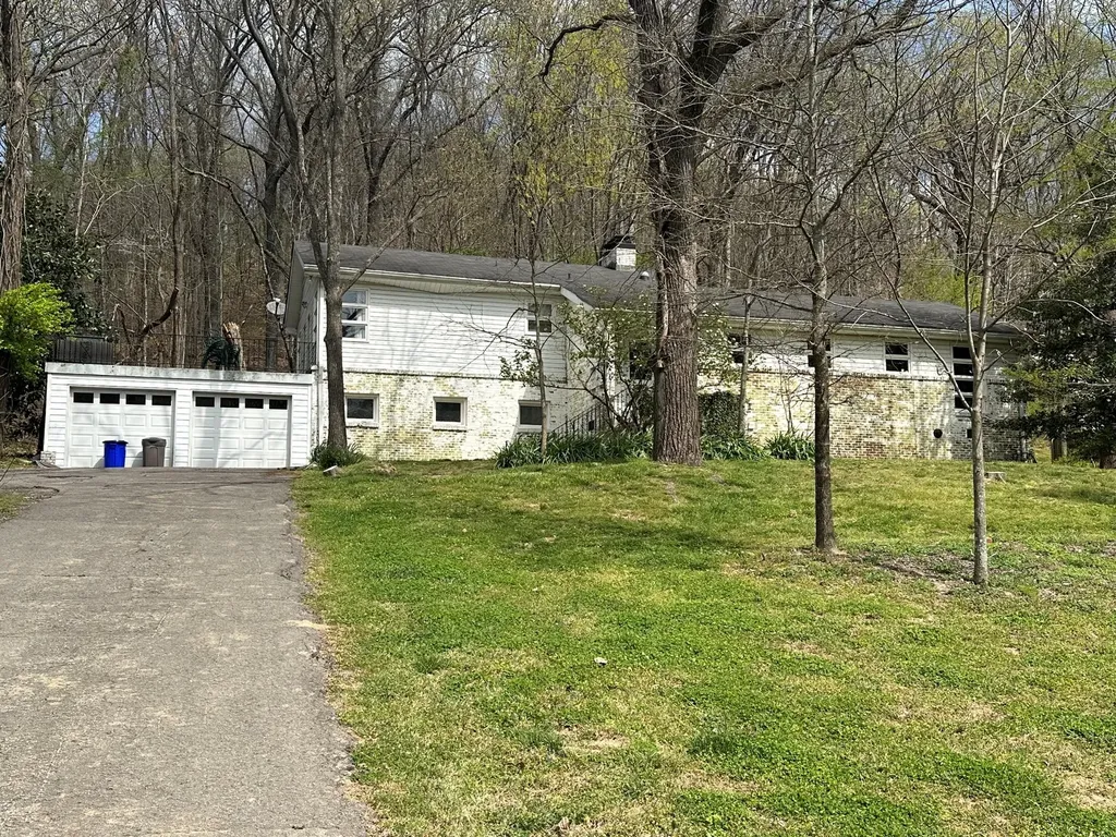 1012 Norfleet Drive Nashville TN 37220