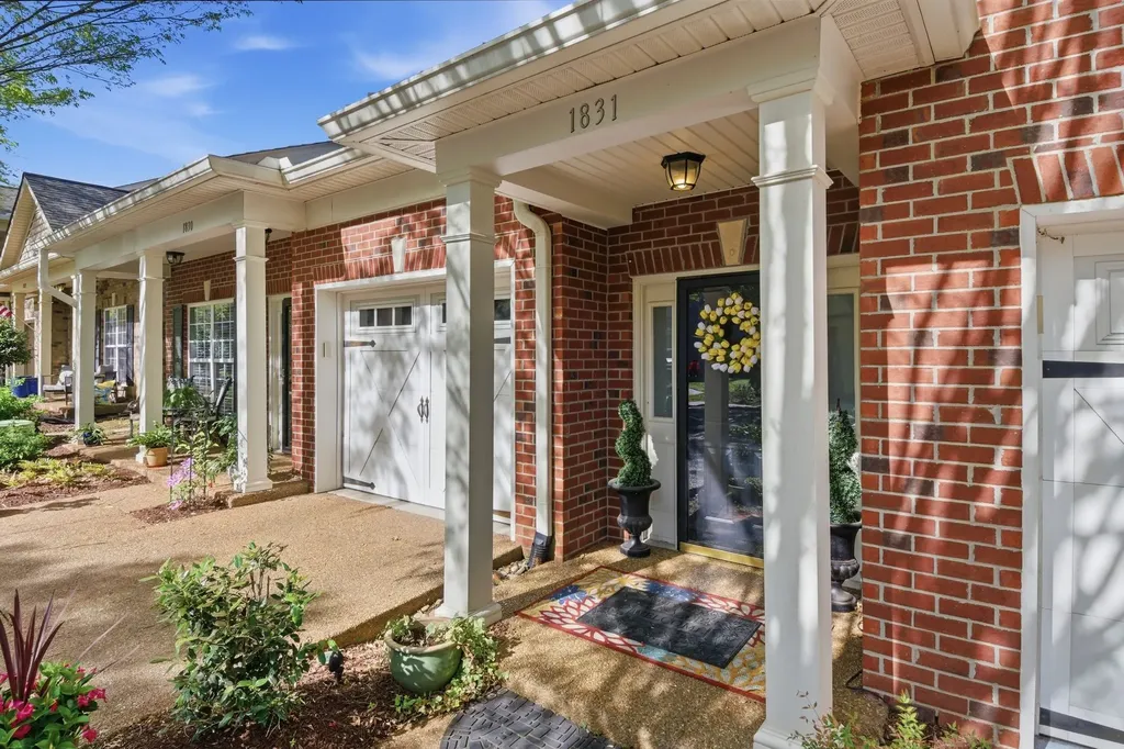 1831 Brentwood Pointe Franklin TN 37067