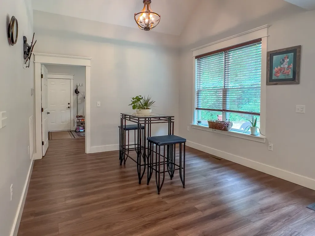 2999 Dugley Branch Drive Bon Aqua TN 37025