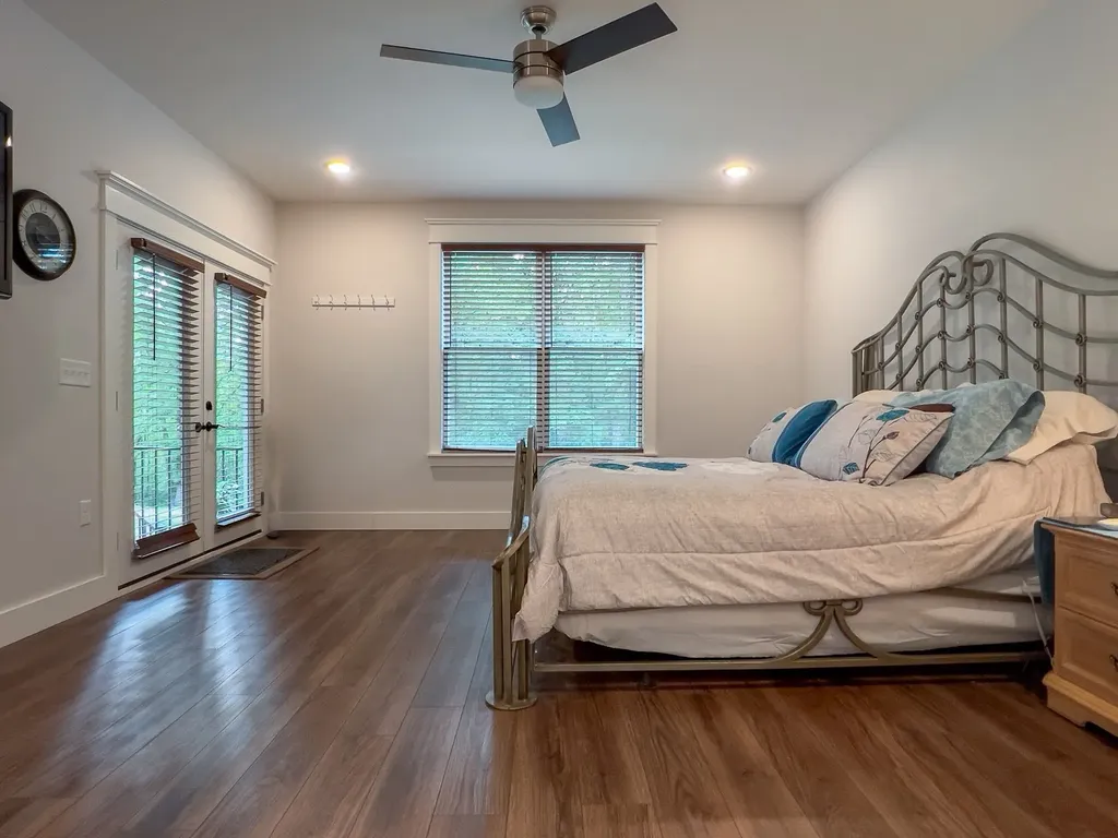 2999 Dugley Branch Drive Bon Aqua TN 37025