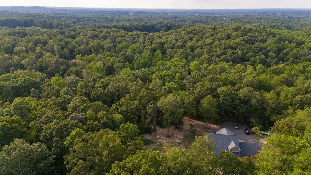 2999 Dugley Branch Drive Bon Aqua TN 37025