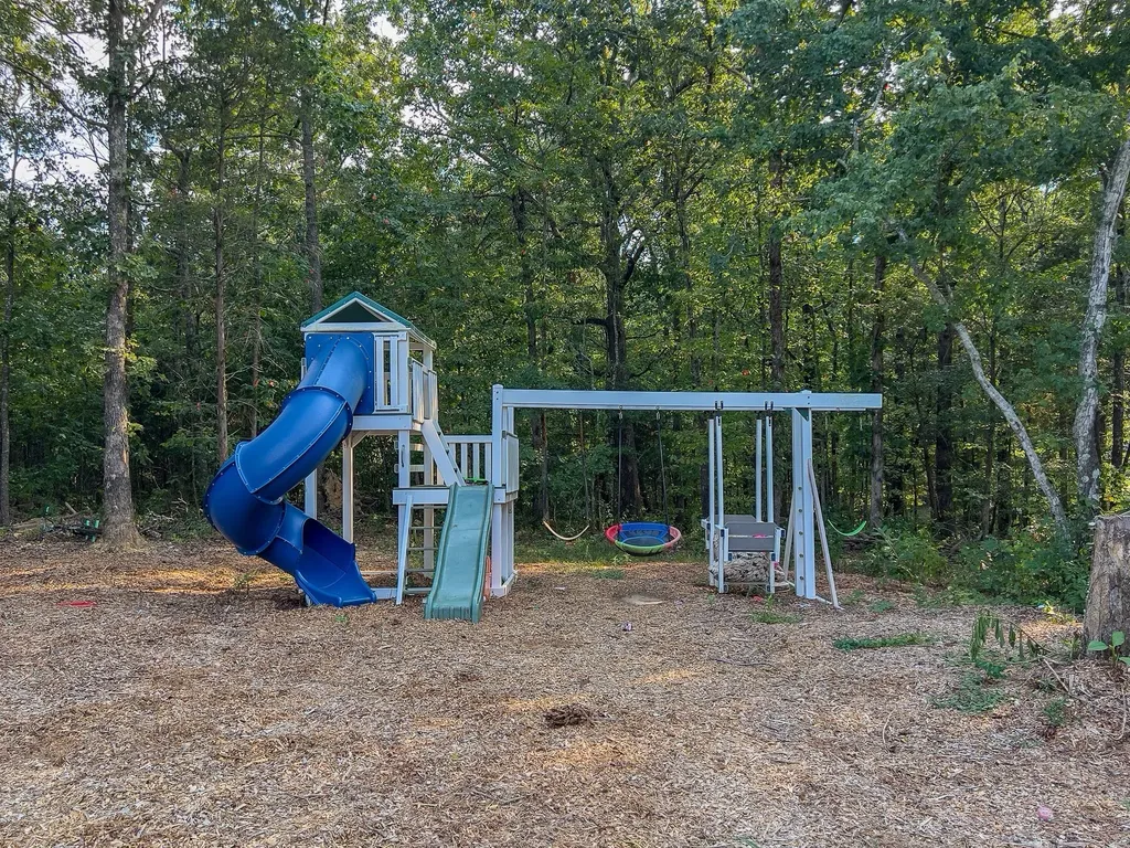 2999 Dugley Branch Drive Bon Aqua TN 37025