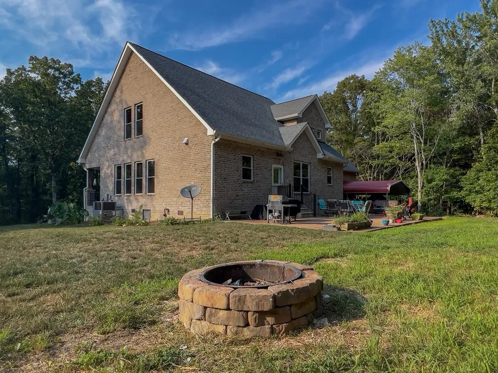 2999 Dugley Branch Drive Bon Aqua TN 37025