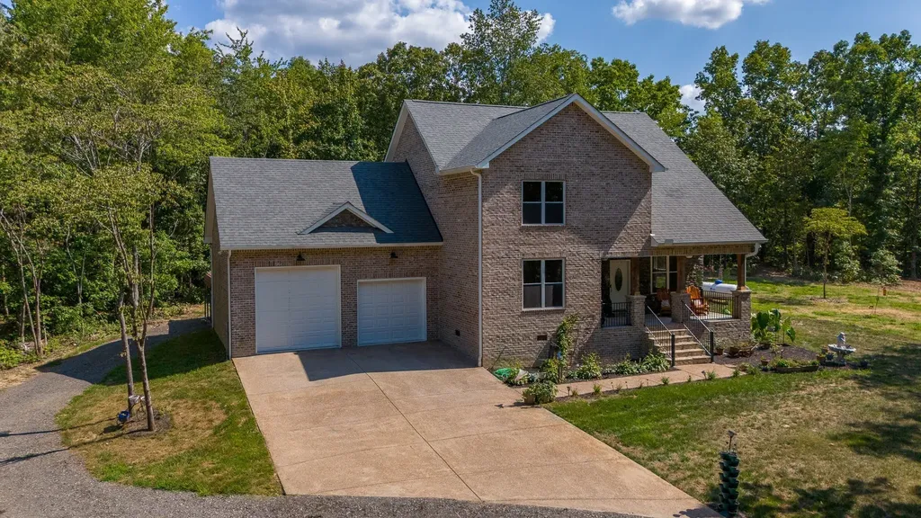 2999 Dugley Branch Drive Bon Aqua TN 37025