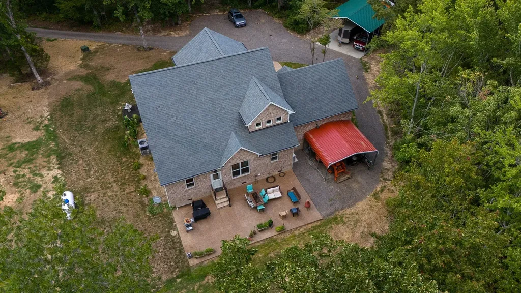 2999 Dugley Branch Drive Bon Aqua TN 37025