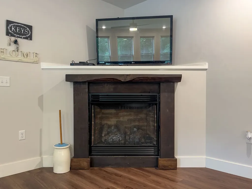 2999 Dugley Branch Drive Bon Aqua TN 37025