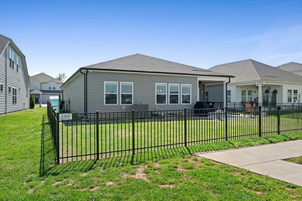3638 Mathewson Way Murfreesboro TN 37128