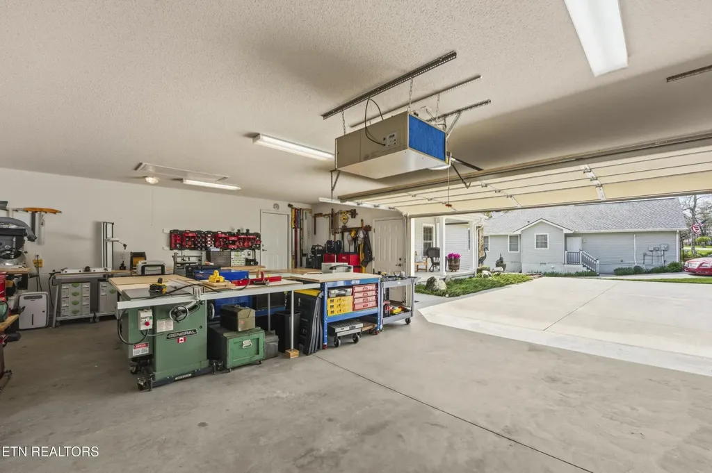 114 Windsor Road Crossville TN 38558