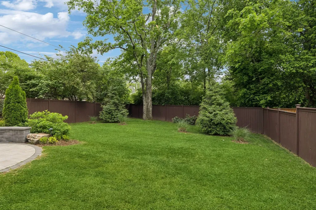 1809 Castleman Drive Nashville TN 37215