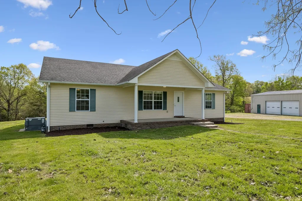 1235 Yell Road Lewisburg TN 37091