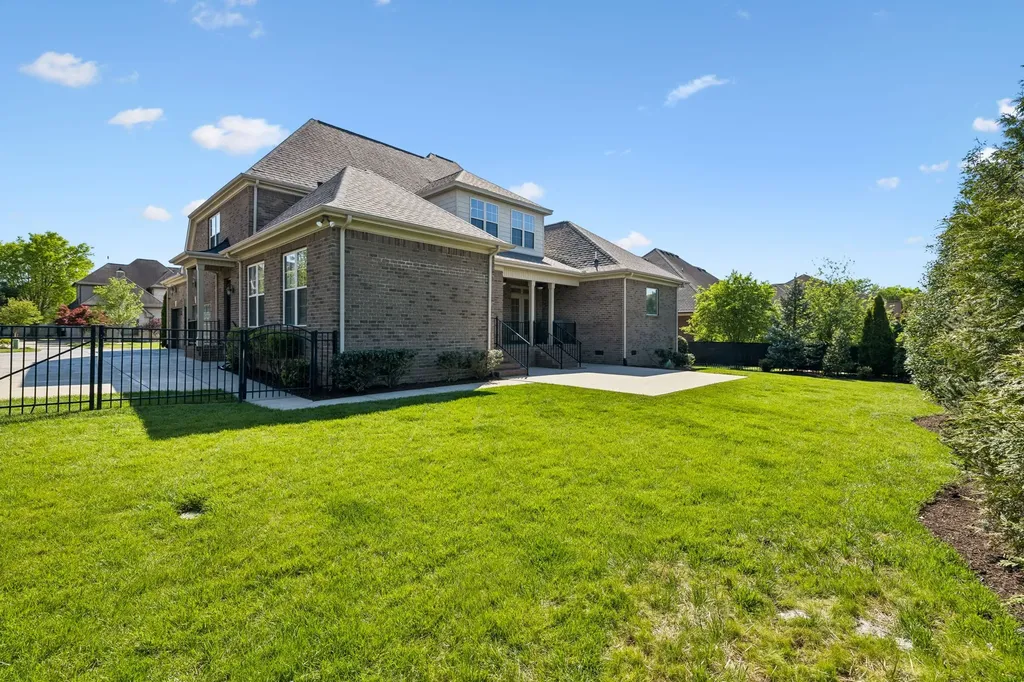 621 Gardenia Way Murfreesboro TN 37130