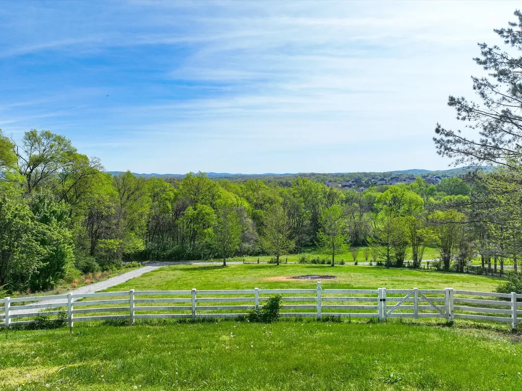 4321 Long Lane Franklin TN 37064