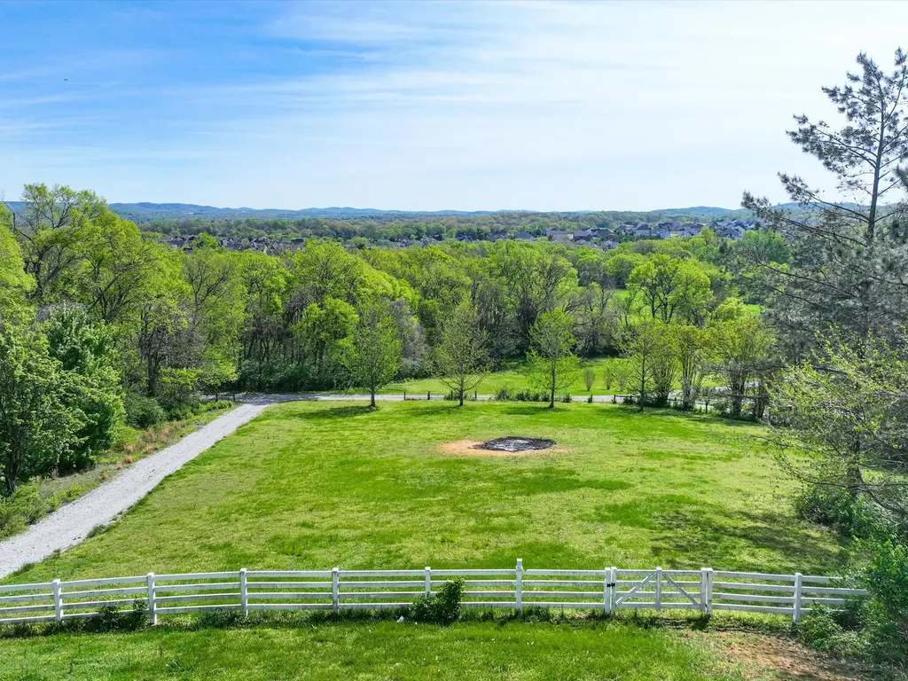 4321 Long Lane Franklin TN 37064