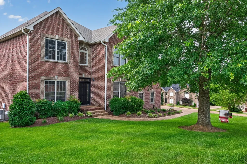 1030 Tower Hill Lane Hendersonville TN 37075