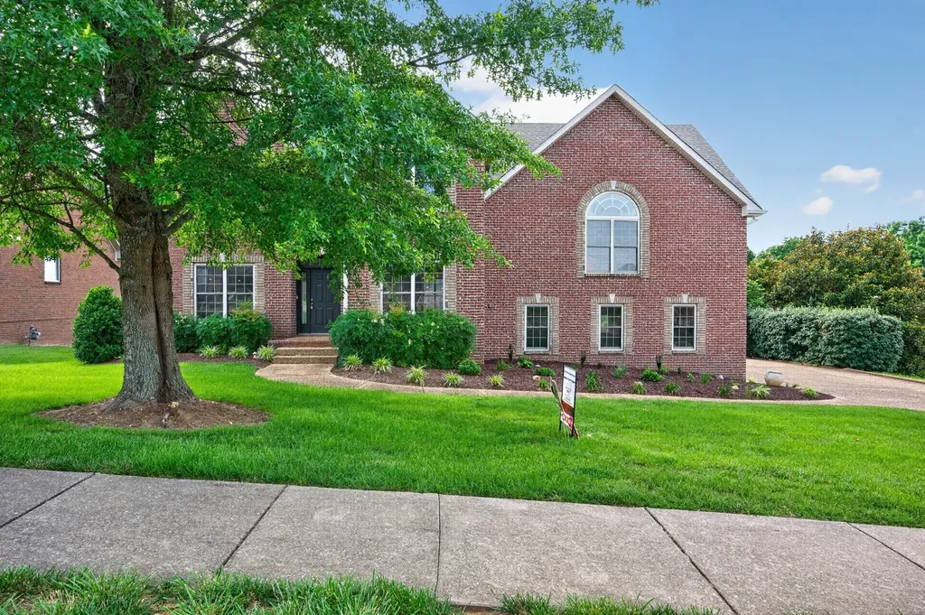 1030 Tower Hill Lane Hendersonville TN 37075