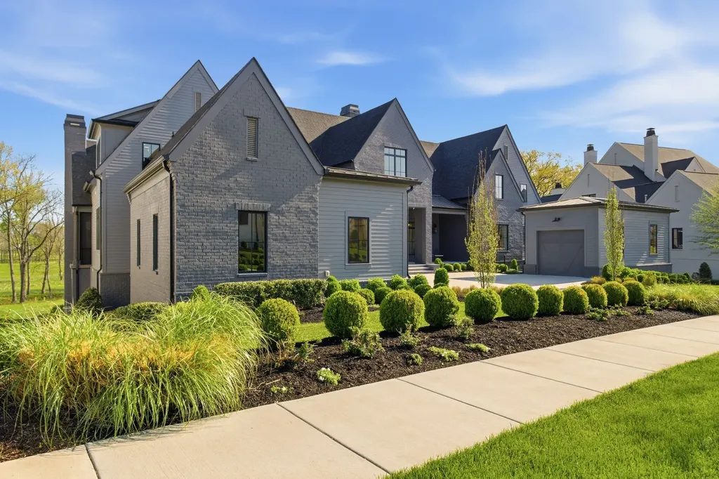 9048 Passiflora Court College Grove TN 37046
