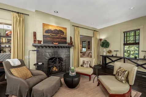 240 4th Ave, S Franklin TN 37064