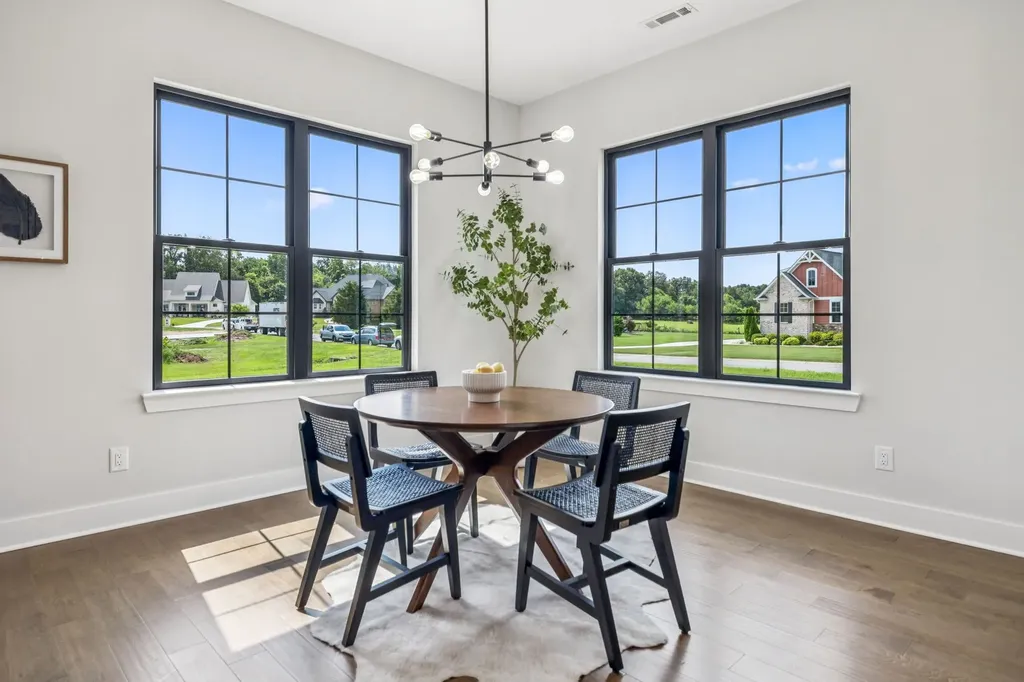 16 Blairmont Court Winchester TN 37398