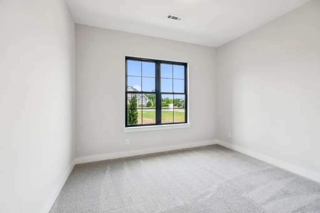 16 Blairmont Court Winchester TN 37398