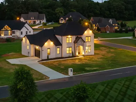 16 Blairmont Court Winchester TN 37398
