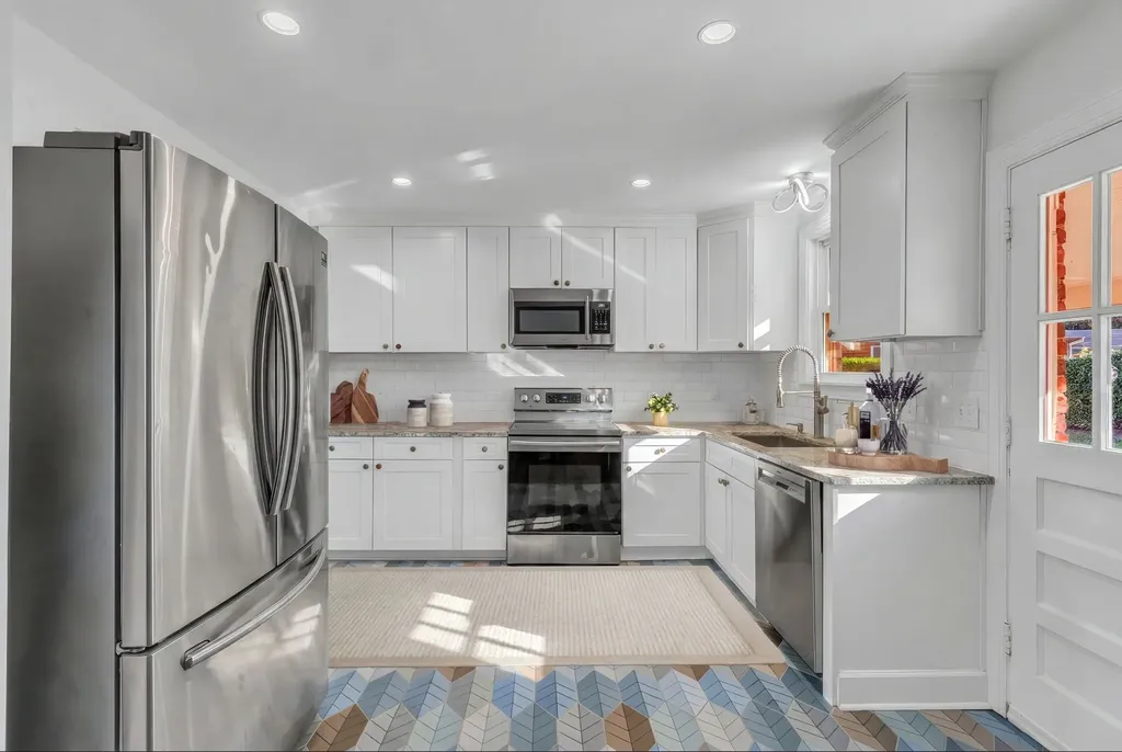 2205 Crestline Drive Nashville TN 37214