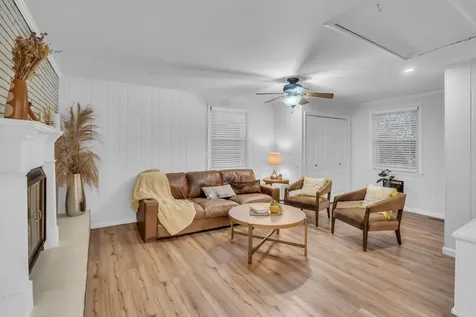 2205 Crestline Drive Nashville TN 37214