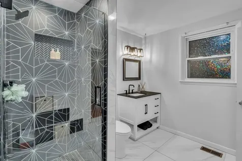 2205 Crestline Drive Nashville TN 37214